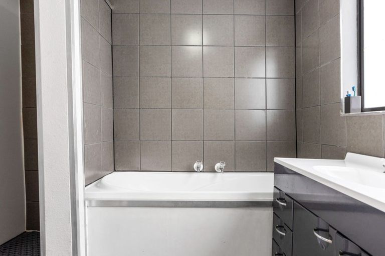 Photo of property in 102 Kainga Road, Kainga, Christchurch, 8083