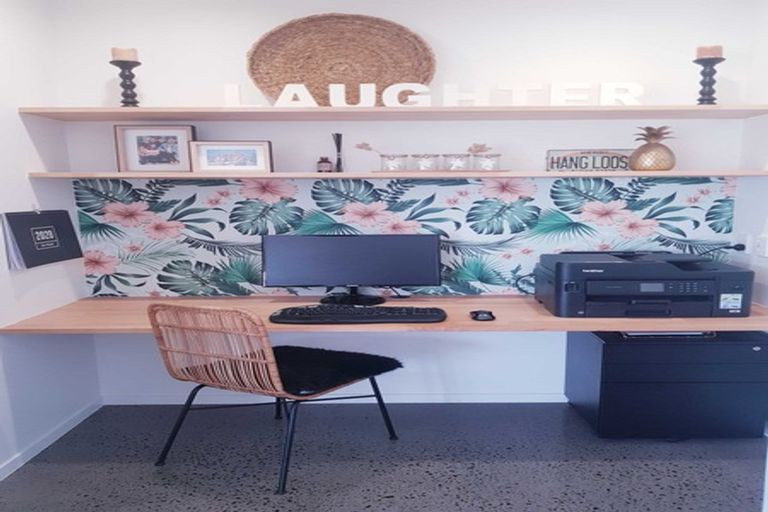 Photo of property in 10 Sarcodia Place, Papamoa Beach, Papamoa, 3118