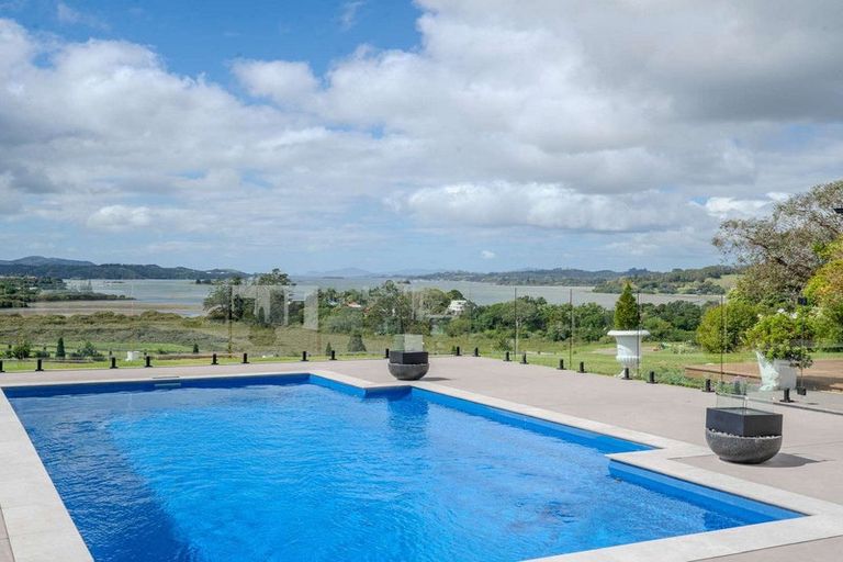 Photo of property in 77 Skudders Beach Road, Kerikeri, 0294