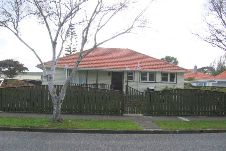 Photo of property in 2/7 Tilbury Street, Fairfield, Lower Hutt, 5011