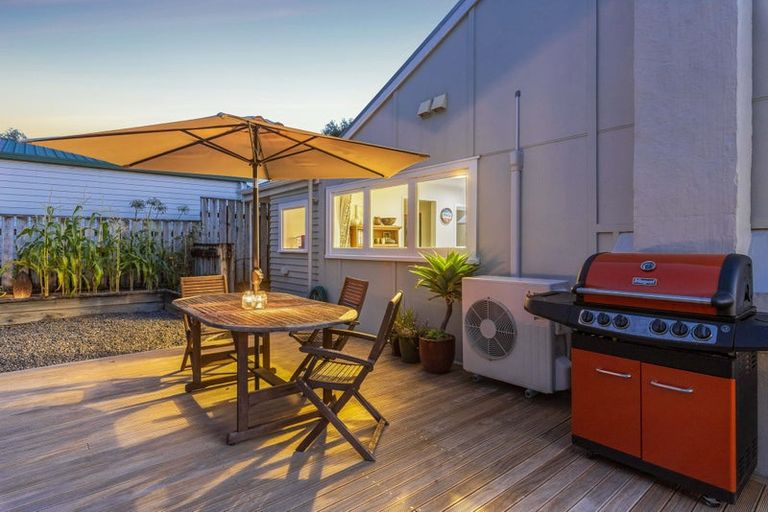 Photo of property in 63 Ruapehu Street, Paraparaumu, 5032