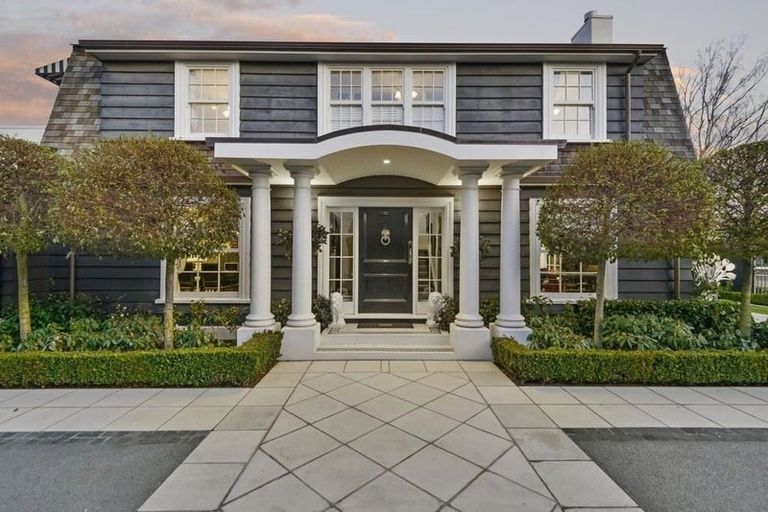 Photo of property in 370 Papanui Road, Strowan, Christchurch, 8052