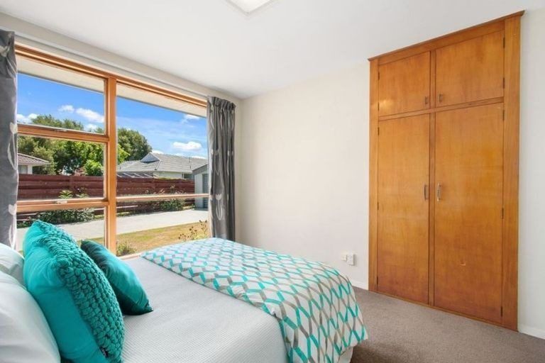 Photo of property in 22 Sarabande Avenue, Redwood, Christchurch, 8051