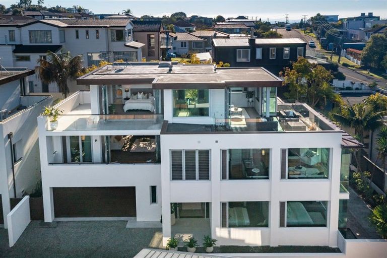 Photo of property in 22a Beach Road, Castor Bay, Auckland, 0620