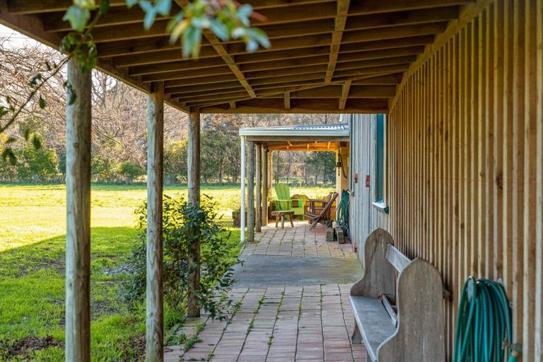 Photo of property in 106 Longwood Road East, South Featherston, Featherston, 5771