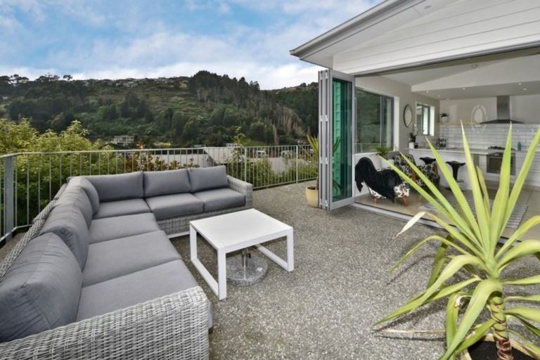 Photo of property in 11 Maurice Knowles Lane, Cashmere, Christchurch, 8022