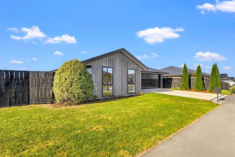 Photo of property in 1 Marvell Lane, Rolleston, 7614