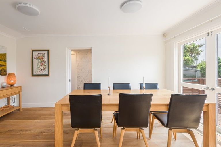 Photo of property in 54a Belleview Terrace, Mount Pleasant, Christchurch, 8081