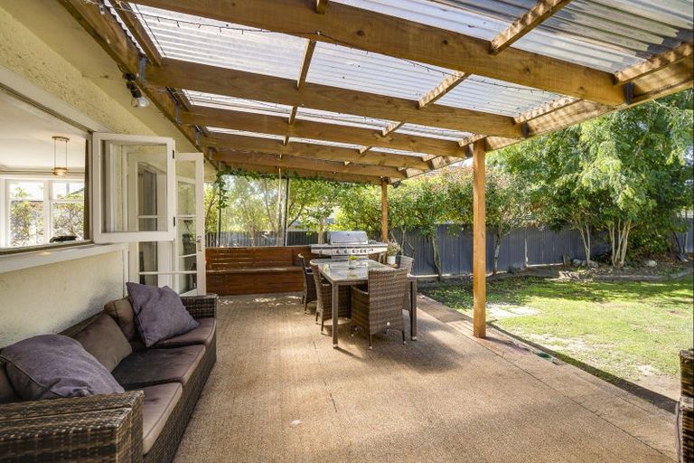 Photo of property in 62 Napier Road, Havelock North, 4130