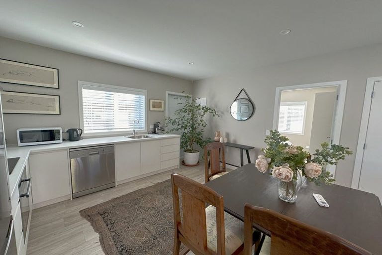 Photo of property in 173 Fitzherbert Avenue, West End, Palmerston North, 4410