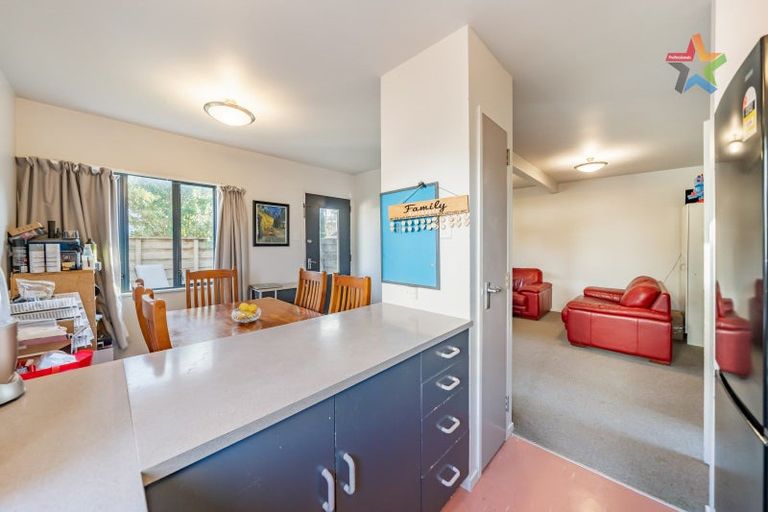 Photo of property in 5/72 Waiwhetu Road, Waiwhetu, Lower Hutt, 5010