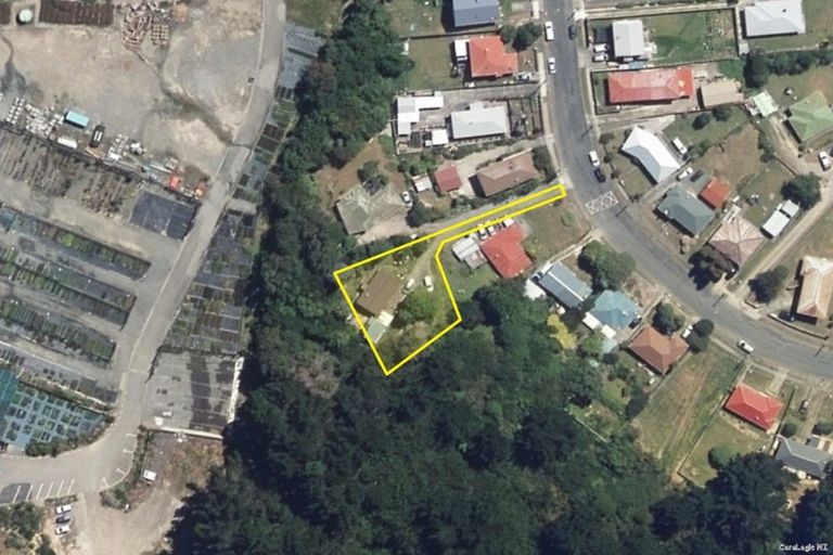 Photo of property in 130 Sievers Grove, Cannons Creek, Porirua, 5024
