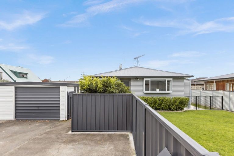 Photo of property in 37 O'dowd Road, Taradale, Napier, 4112