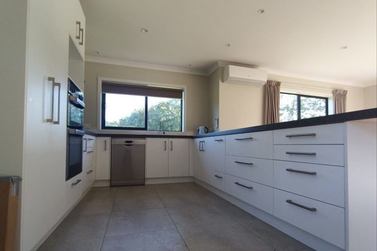 Photo of property in 281 North Manakau Road, Manakau, Levin, 5573