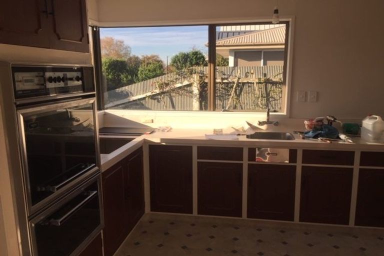 Photo of property in 393 High Street, Rangiora, 7400