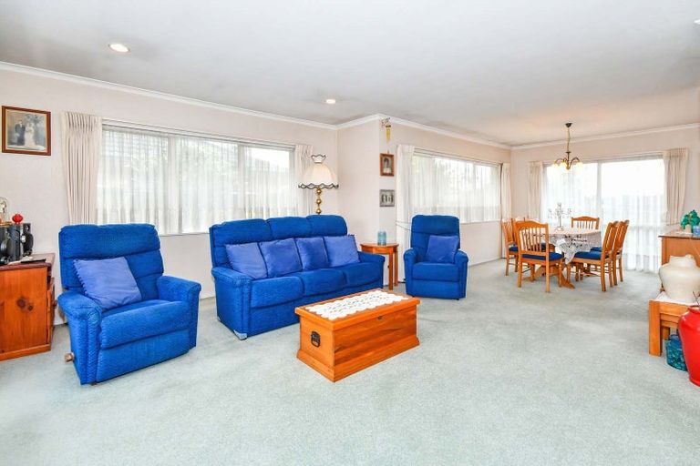Photo of property in 83 Rushgreen Avenue, Pahurehure, Papakura, 2113