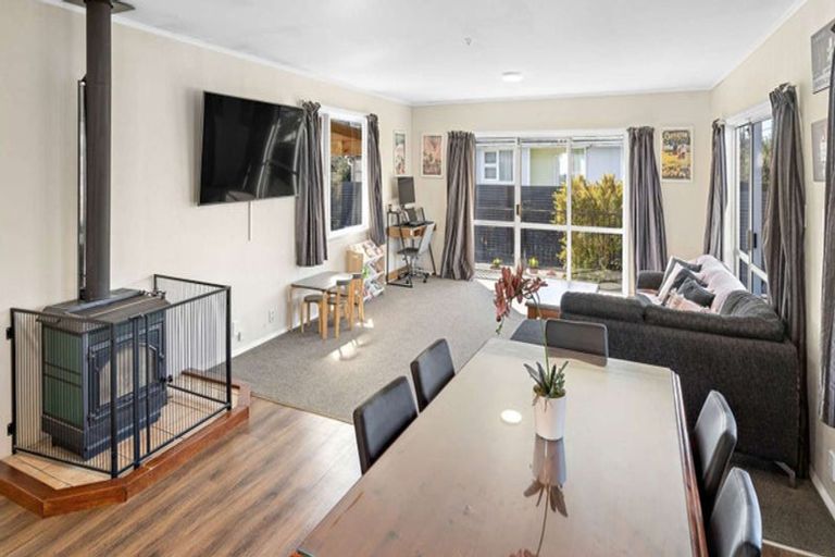 Photo of property in 25 Surrey Street, Solway, Masterton, 5810