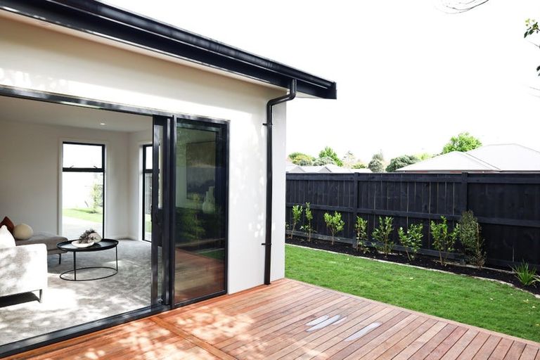 Photo of property in 9 Samuel Place, Terrace End, Palmerston North, 4410