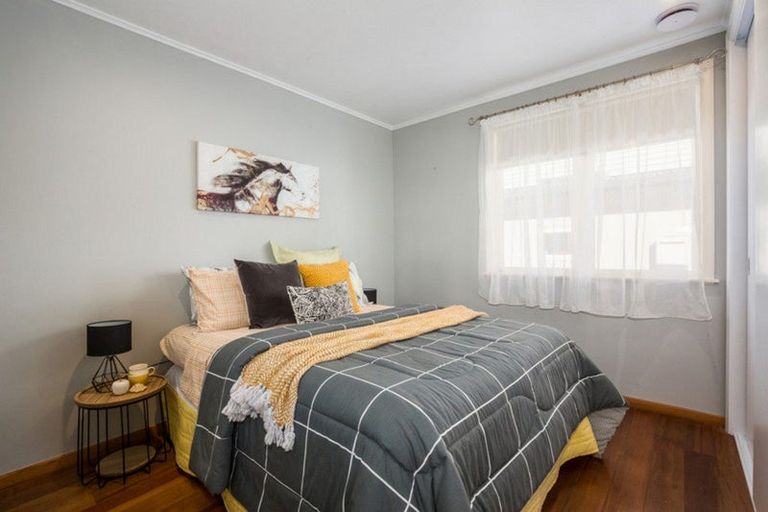 Photo of property in 56 Motuhara Road, Plimmerton, Porirua, 5026