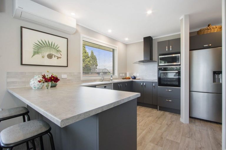 Photo of property in 31 Carisbrooke Street, Katikati, 3129