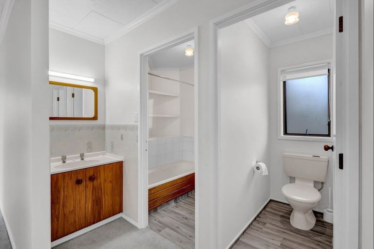 Photo of property in 33 Nikau Street, Inglewood, 4330