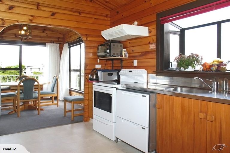 Photo of property in 34 Bodmin Terrace, Camborne, Porirua, 5026