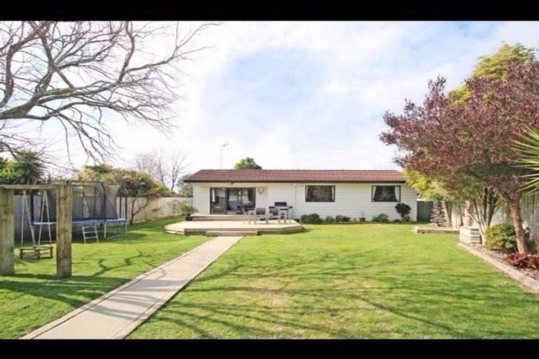 Photo of property in 9a Kimber Grove, Papamoa Beach, Papamoa, 3118