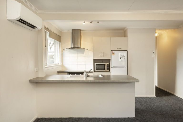 Photo of property in 53 Manor Place, Dunedin Central, Dunedin, 9016