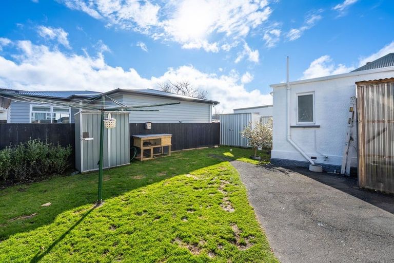Photo of property in 52 Melbourne Street, South Dunedin, Dunedin, 9012