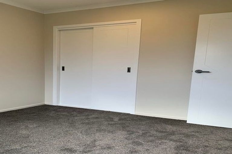 Photo of property in 26 Ballyalton Crescent, Flat Bush, 2019