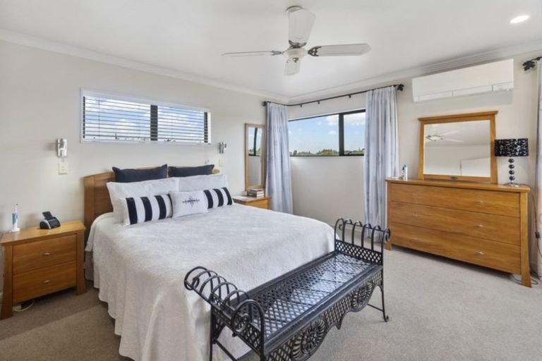 Photo of property in 16 Minchin Crescent, St Andrews, Hamilton, 3200