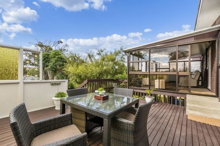 Photo of property in 10 Castleton Street, Birkdale, Auckland, 0626