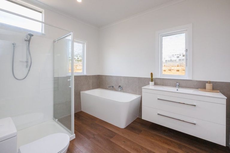 Photo of property in 25 Brightwater Terrace, Terrace End, Palmerston North, 4410