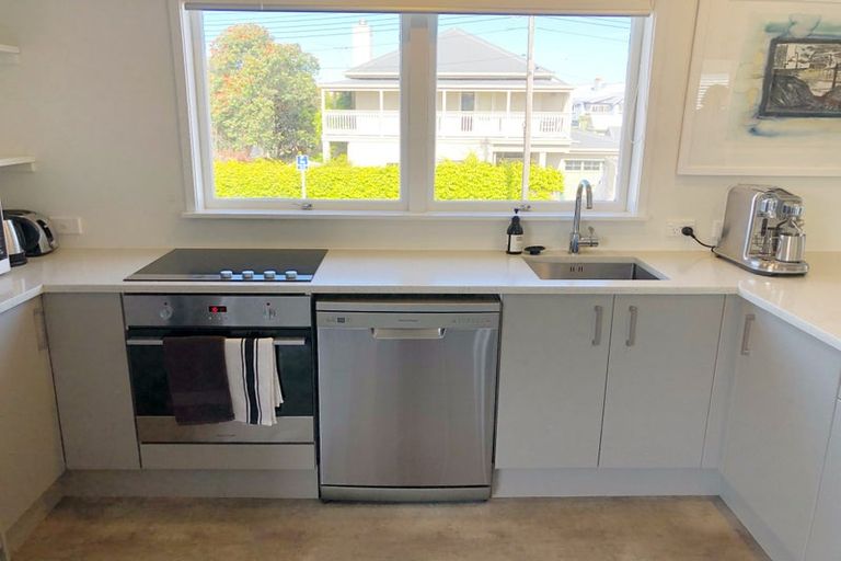 Photo of property in 5/21 Queens Parade, Devonport, Auckland, 0624