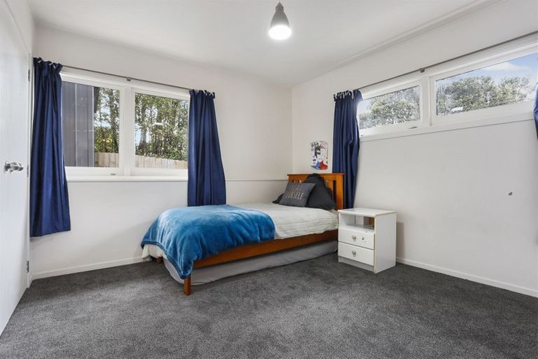 Photo of property in 1/10 Morton Avenue, Forrest Hill, Auckland, 0620