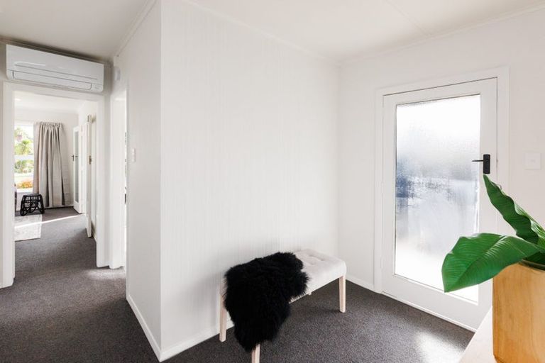 Photo of property in 6 Cremorne Avenue, Hokowhitu, Palmerston North, 4410