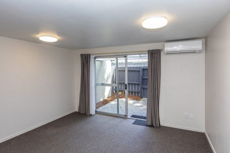 Photo of property in 2/271 Fitzgerald Avenue, Christchurch Central, Christchurch, 8013