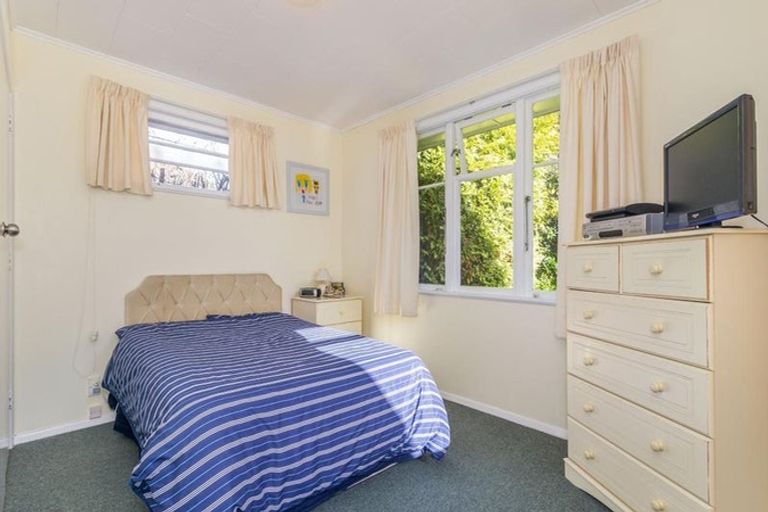 Photo of property in 6 Hildreth Street, Trentham, Upper Hutt, 5018