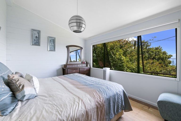 Photo of property in 1042 Whangaparaoa Road, Tindalls Beach, Whangaparaoa, 0930