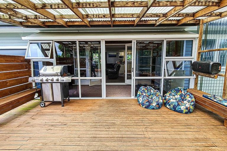 Photo of property in 30 Meihana Street, Takaka, 7110