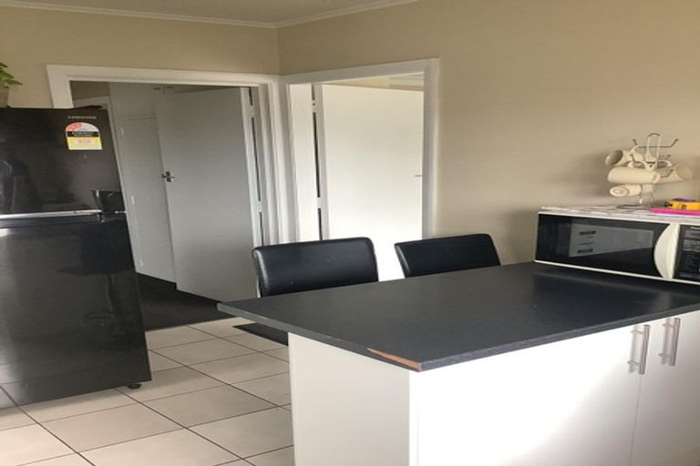 Photo of property in 1/25 Hills Road, Edgeware, Christchurch, 8013