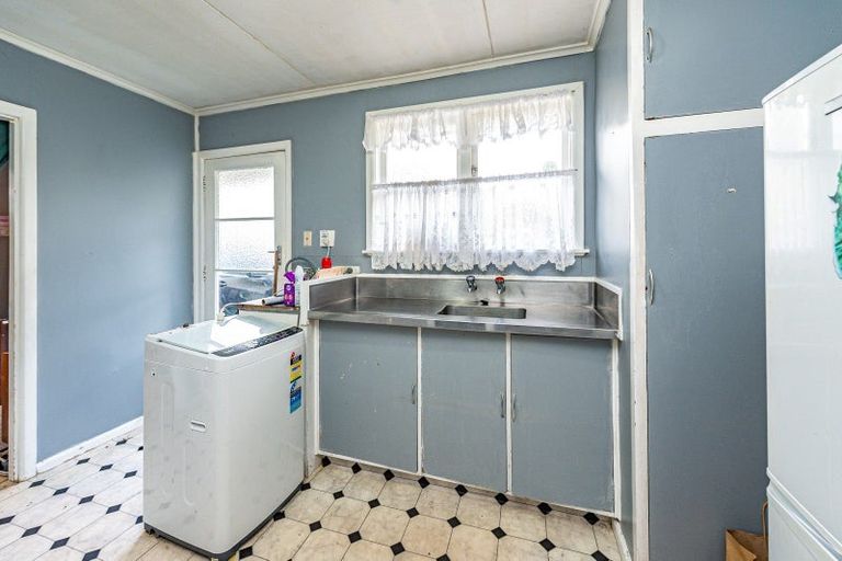 Photo of property in 105 Purnell Street, College Estate, Whanganui, 4500