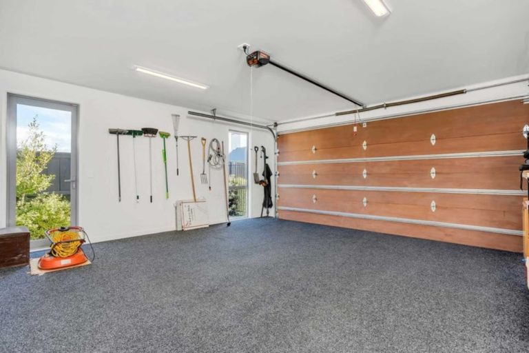 Photo of property in 17 Waterstock Way, Parklands, Christchurch, 8083