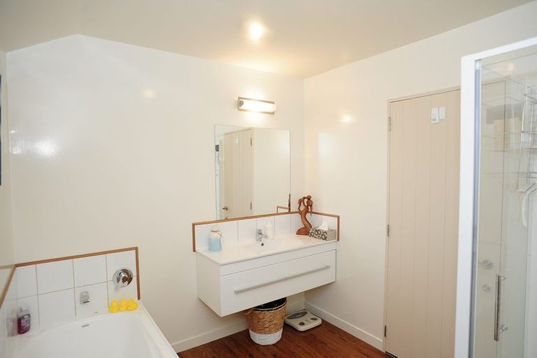 Photo of property in 7 Muriwai Drive, Diamond Harbour, Lyttelton, 8971