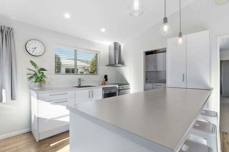 Photo of property in 12 Wilson Place, Stoke, Nelson, 7011