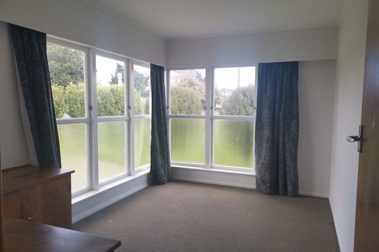 Photo of property in 28 King Edward Avenue, Papakura, 2110