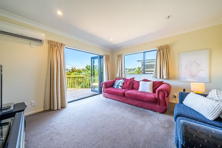 Photo of property in 2/167 Westchester Drive, Churton Park, Wellington, 6037