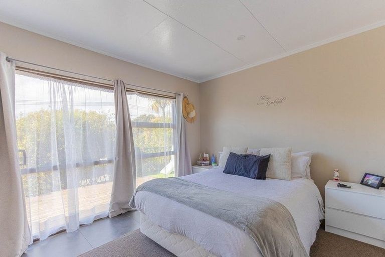 Photo of property in 103 Purnell Street, College Estate, Whanganui, 4500
