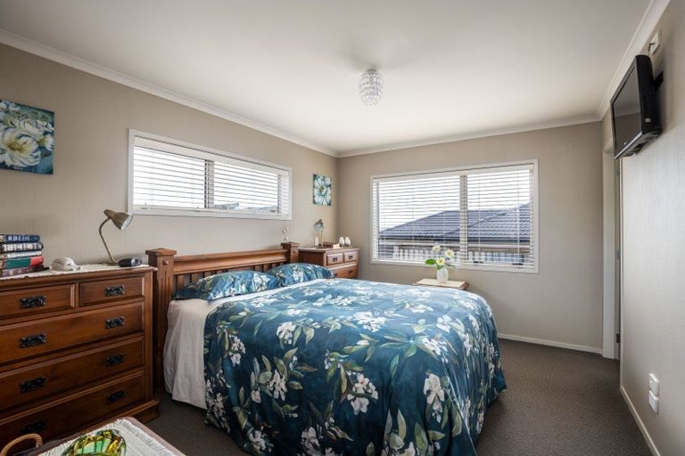 Photo of property in 11f Lemont Place, Westown, New Plymouth, 4310