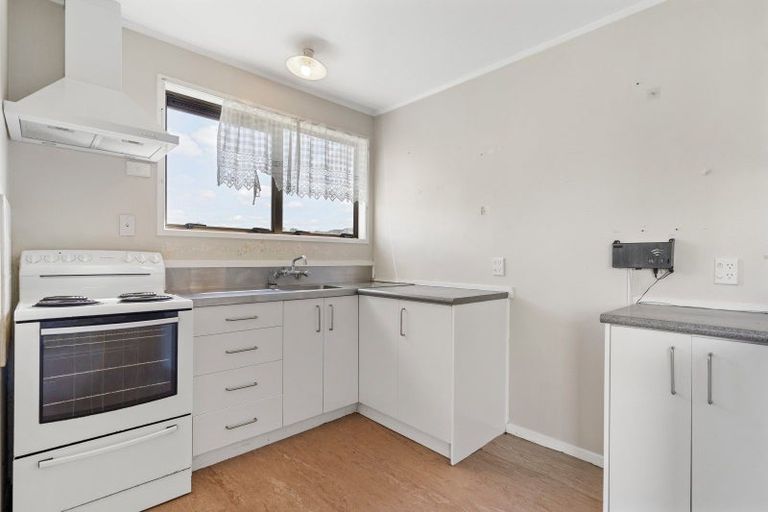 Photo of property in 1 Lansdown Place, Papakura, 2110